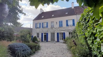 Maison 10 pièces de 225 m² à Villiers-Saint-Georges (77560)