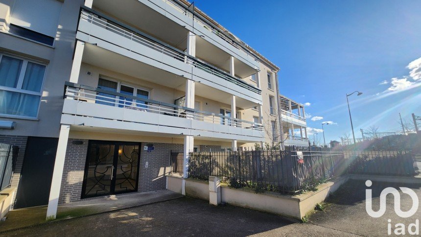 Apartment 4 rooms of 73 m² in Étampes (91150)