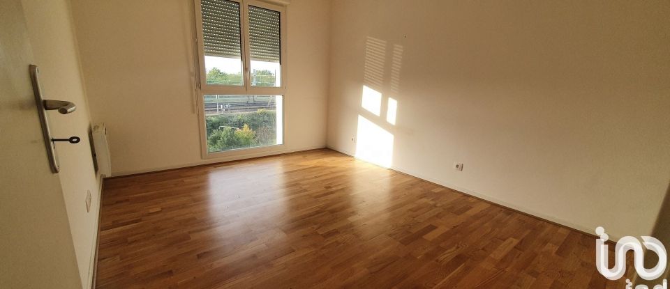 Apartment 4 rooms of 73 m² in Étampes (91150)