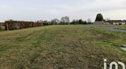 Terrain de 915 m² à Mont (64300)