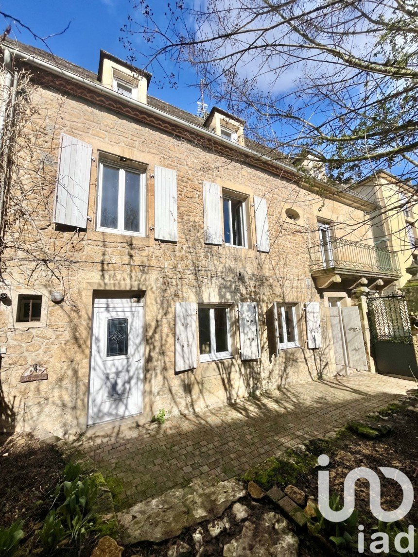 Maison 7 pièces de 145 m² à Sarlat-la-Canéda (24200)