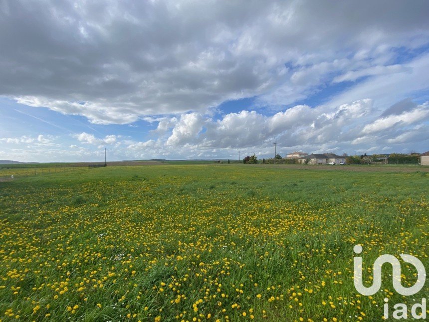 Land of 6,980 m² in Val-des-Marais (51130)