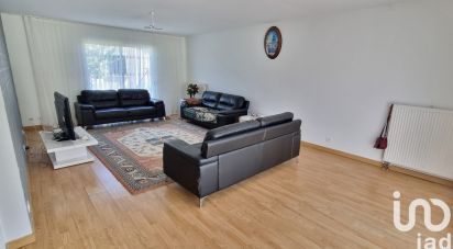 Maison 5 pièces de 130 m² à Aussillon (81200)