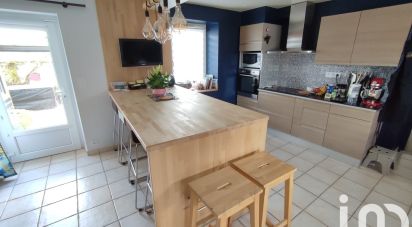 Longere 6 rooms of 170 m² in Fontaine-la-Guyon (28190)