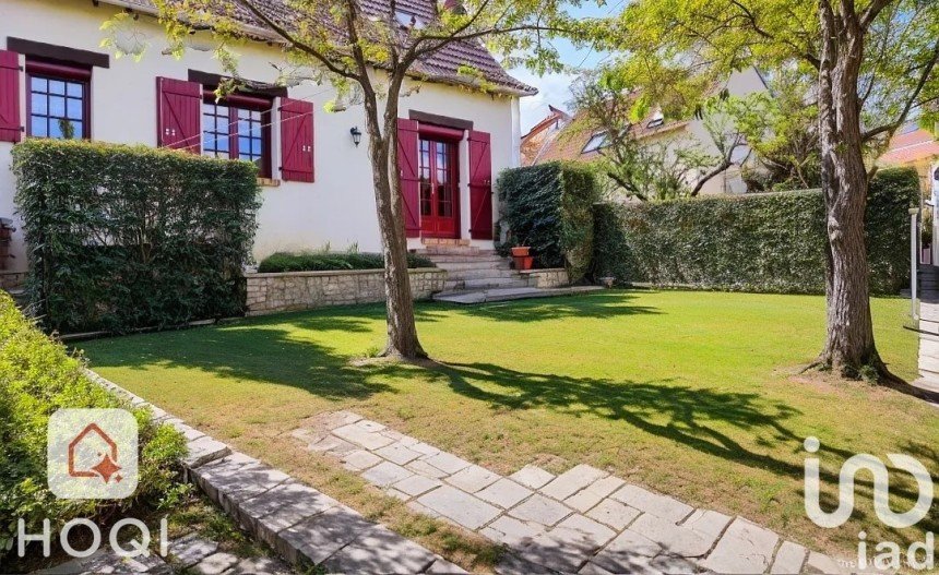 Traditional house 5 rooms of 93 m² in Saint-Chéron (91530)