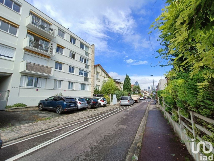 Apartment 3 rooms of 54 m² in Suresnes (92150)