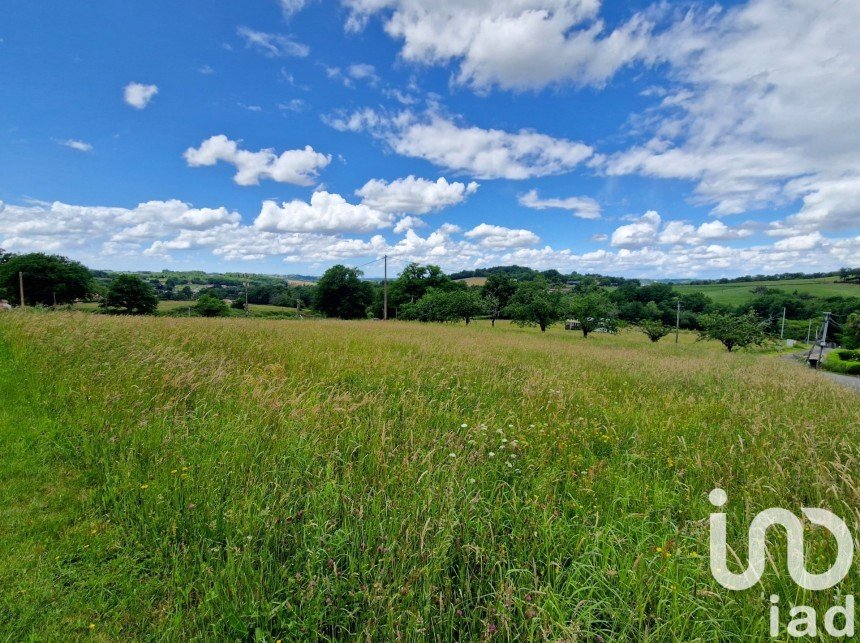 Terrain de 1 870 m² à Laà-Mondrans (64300)