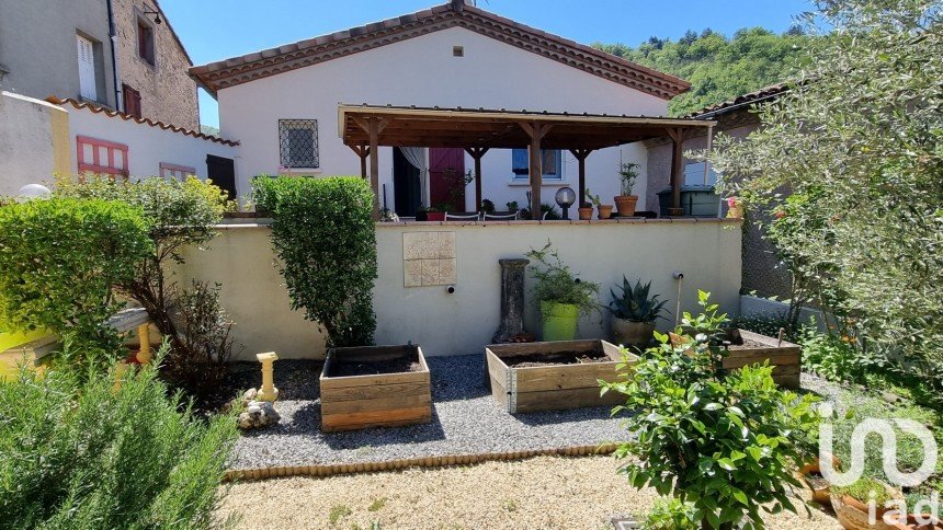 Maison 4 pièces de 146 m² à Aussillon (81200)