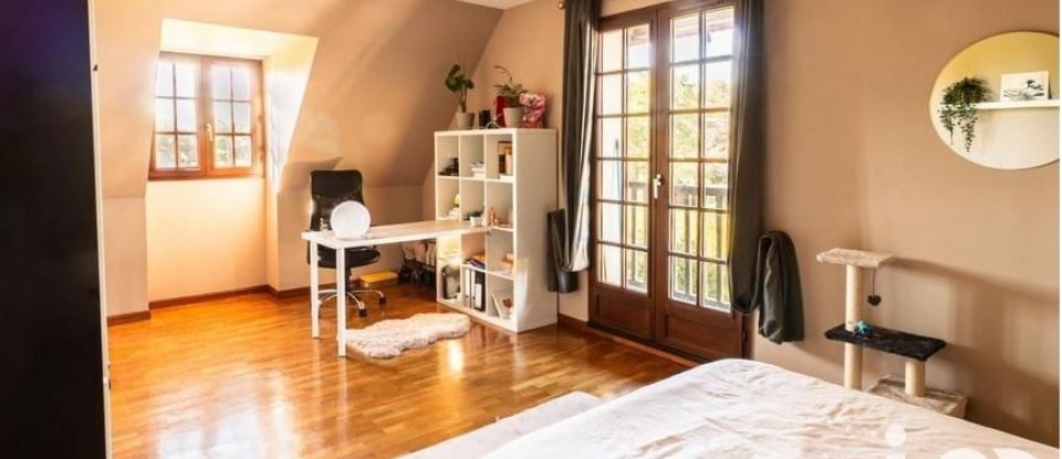 Maison 7 pièces de 296 m² à VIEUX-VILLEZ (27600)