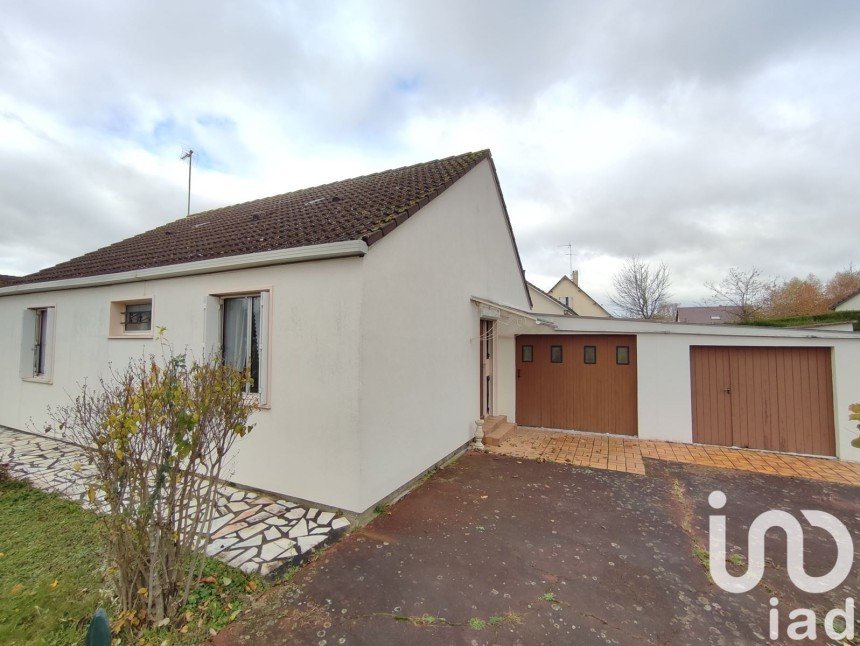 Maison 3 pièces de 74 m² à Chartres (28000)