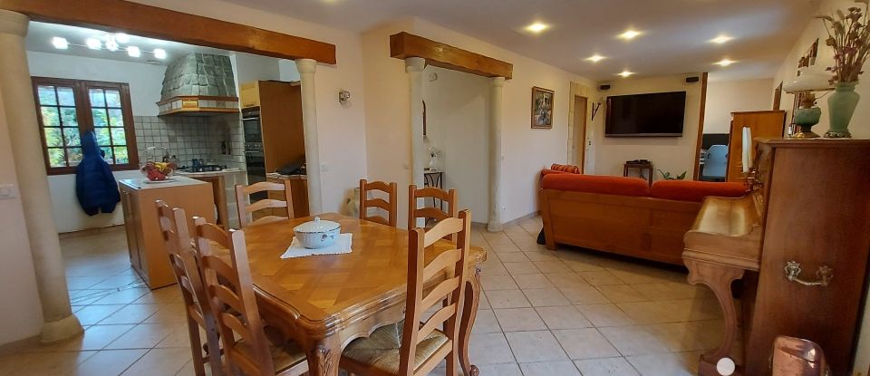 Maison 6 pièces de 135 m² à Limetz-Villez (78270)