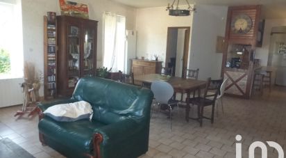 House 9 rooms of 190 m² in Saint-Pierre-Lafeuille (46090)