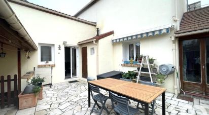 Town house 5 rooms of 115 m² in Mantes-la-Ville (78711)