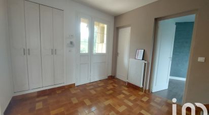 House 9 rooms of 260 m² in Saint-Sauveur-sur-École (77930)