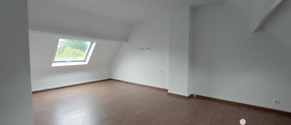 Maison 9 pièces de 260 m² à Saint-Sauveur-sur-École (77930)