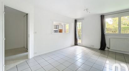 Appartement 3 pièces de 72 m² à Pontault-Combault (77340)