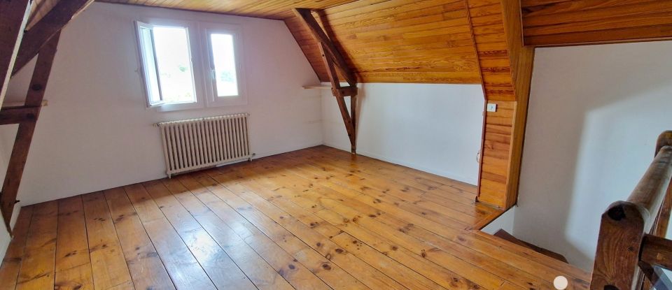 Maison 5 pièces de 137 m² à Orthez (64300)