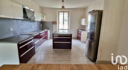 House 10 rooms of 229 m² in Mazamet (81200)