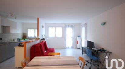 Apartment 3 rooms of 72 m² in Plaisir (78370)