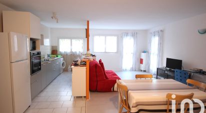 Apartment 3 rooms of 72 m² in Plaisir (78370)