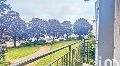 Apartment 3 rooms of 53 m² in Brest (29200)