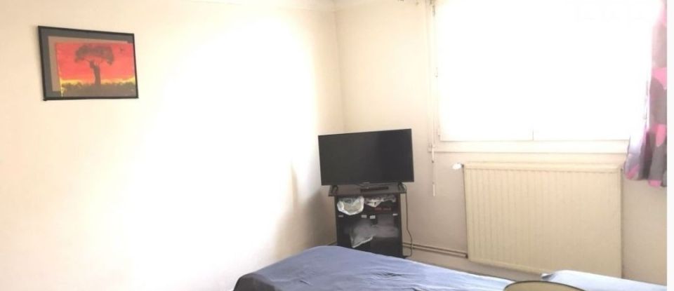 Appartement 5 pièces de 77 m² à Guingamp (22200)