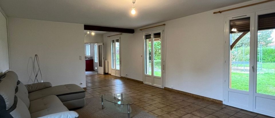 Maison 4 pièces de 105 m² à Gardonne (24680)