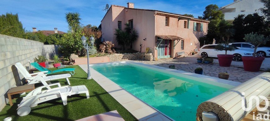 Maison traditionnelle 5 pièces de 160 m² à Roquebrune-sur-Argens (83380)