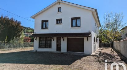 Maison traditionnelle 11 pièces de 235 m² à Saint-Girons (09200)