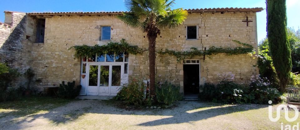 Village house 7 rooms of 252 m² in Dampierre-sur-Boutonne (17470)