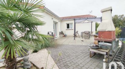 House 5 rooms of 110 m² in Combronde (63460)