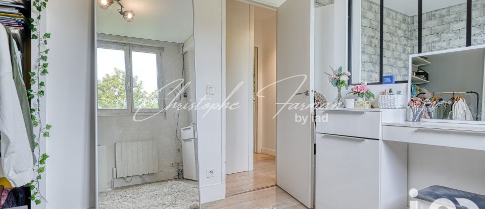 Apartment 4 rooms of 96 m² in Chatou (78400)