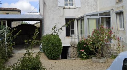 Traditional house 5 rooms of 112 m² in Aulnay (17470)