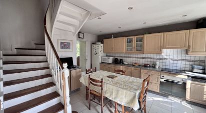 House 6 rooms of 150 m² in Saint-Vran (22230)