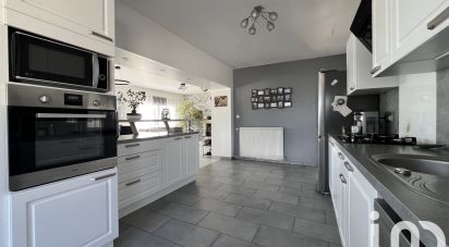 Maison 5 pièces de 127 m² à Saint-Nicolas-de-Bourgueil (37140)