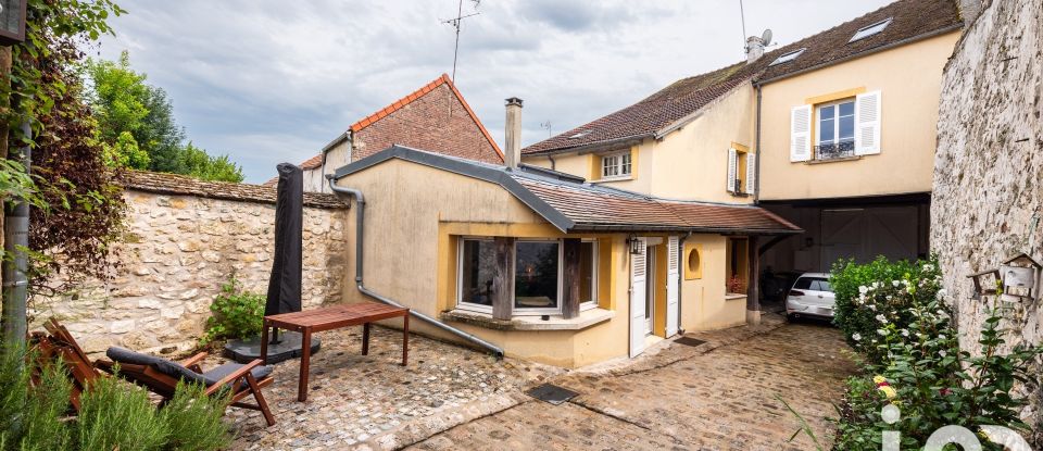 Maison 6 pièces de 155 m² à Lassy (95270)