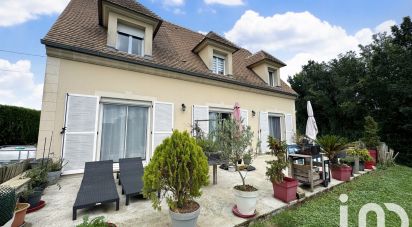 Traditional house 7 rooms of 185 m² in Presles-en-Brie (77220)