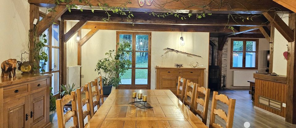 Traditional house 8 rooms of 216 m² in Dampierre-et-Flée (21310)