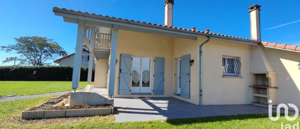 Maison 4 pièces de 121 m² à Pomarez (40360)