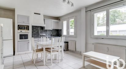 Apartment 2 rooms of 47 m² in Oullins (69600)