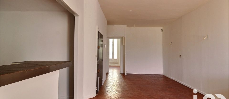 Apartment 5 rooms of 112 m² in Marseille (13003)