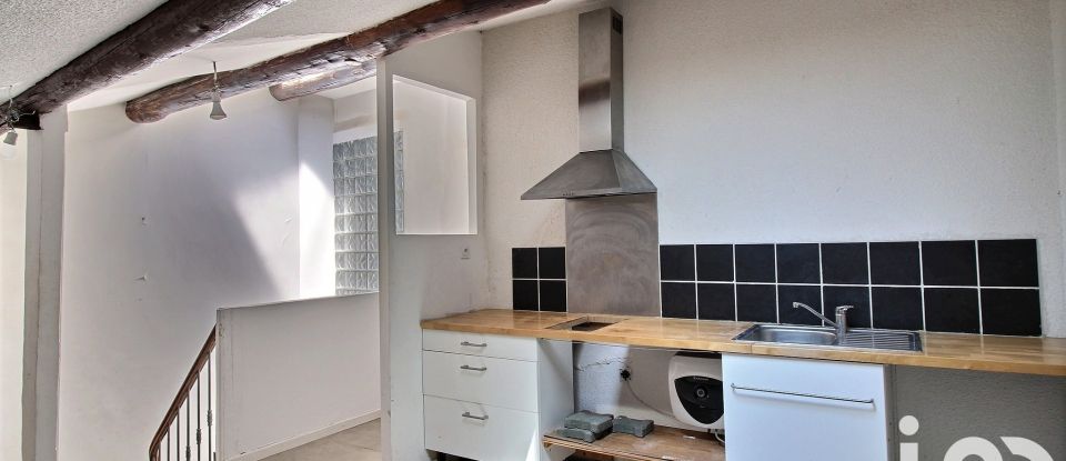 Apartment 5 rooms of 112 m² in Marseille (13003)