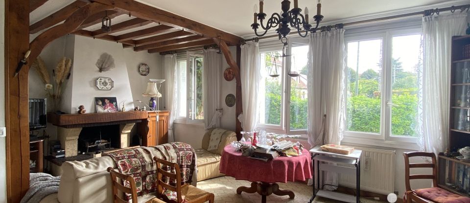 Traditional house 4 rooms of 105 m² in L'Haÿ-les-Roses (94240)