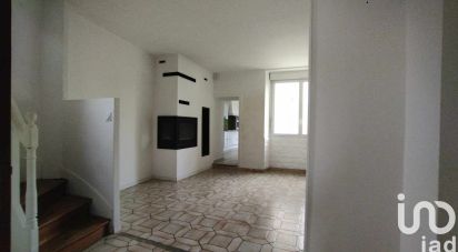 Town house 5 rooms of 114 m² in MONTREVAULT (49110)