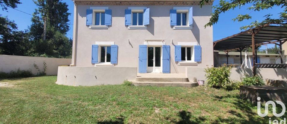 Maison 4 pièces de 110 m² à Caumont-sur-Durance (84510)