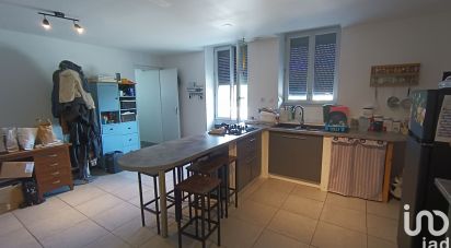 Maison 5 pièces de 74 m² à - (79500)