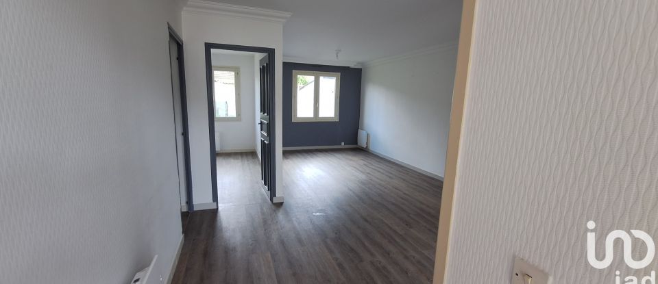 Maison 5 pièces de 101 m² à Étrechet (36120)