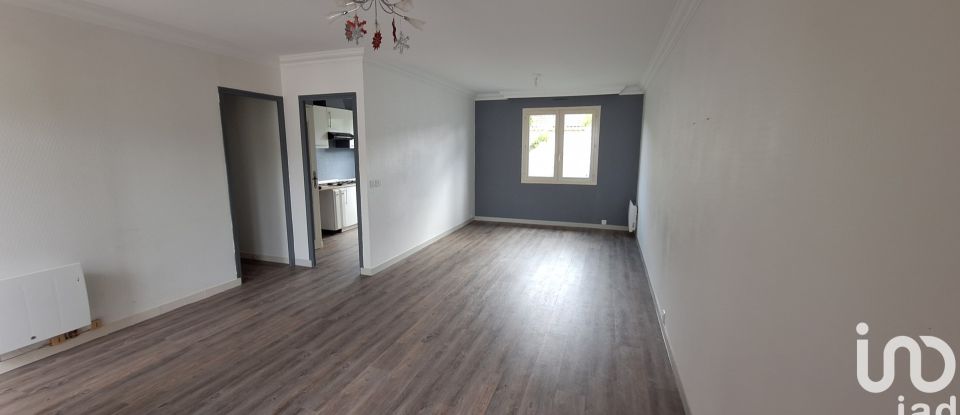 Maison 5 pièces de 101 m² à Étrechet (36120)