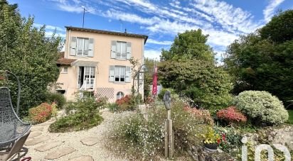 House 6 rooms of 125 m² in Palaiseau (91120)