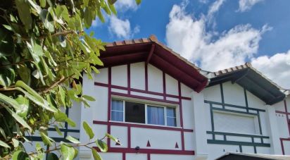 Apartment 3 rooms of 64 m² in Urt (64240)